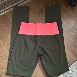 Lululemon skinny groove tall size 8